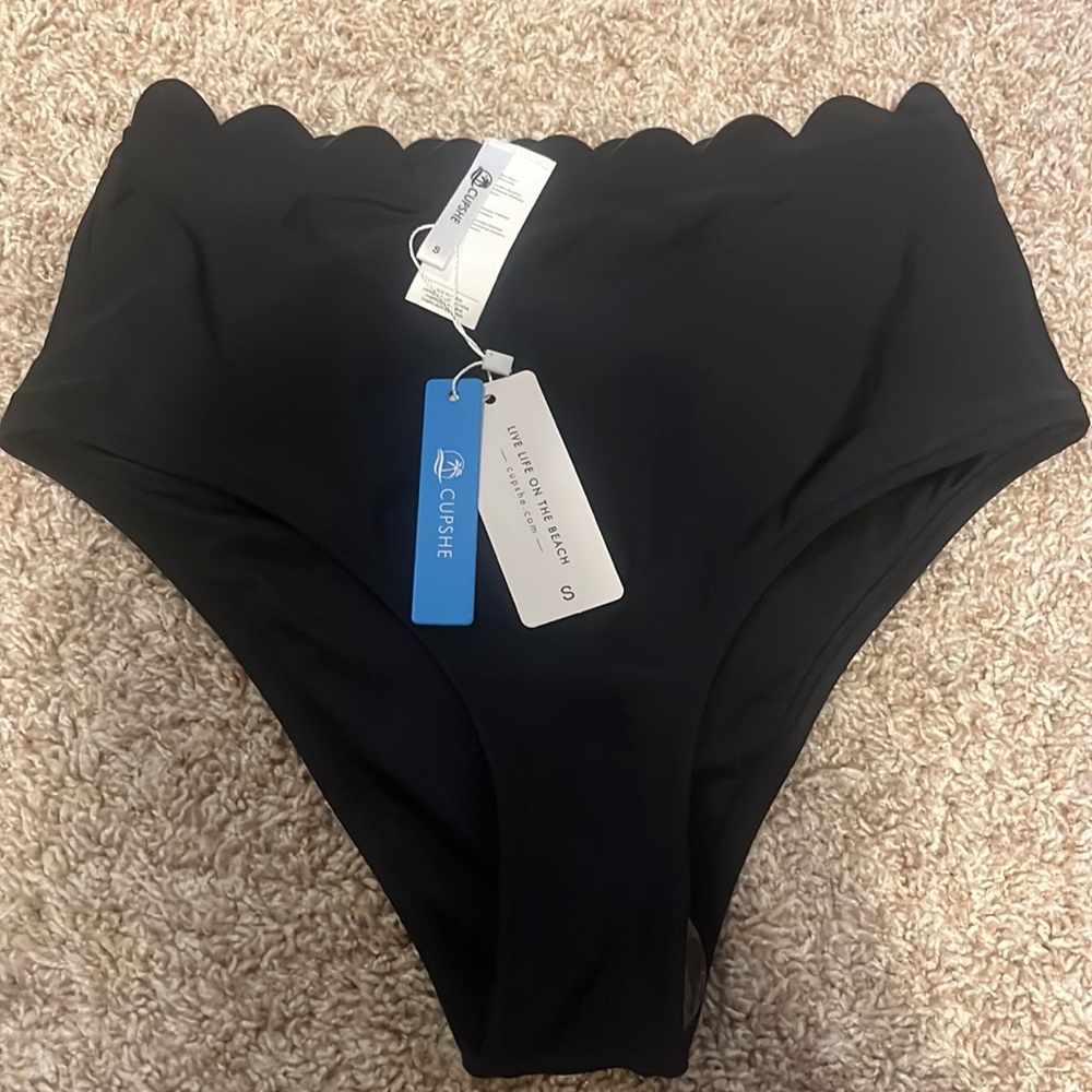 NWT Cupshe swim bottoms